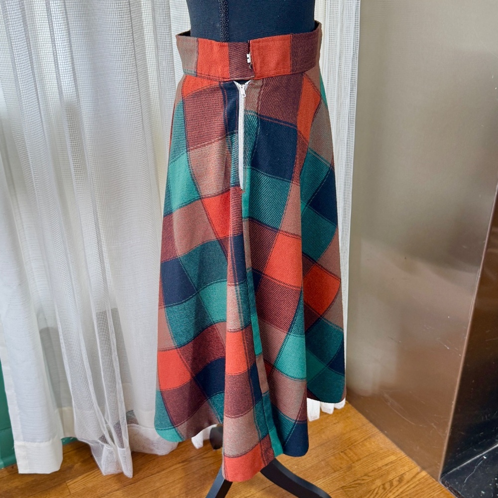 Vintage 70s skirt, teal, burnt orange, brown, tan plaid, A-line, slight flare, 4 - Picture 3 of 8
